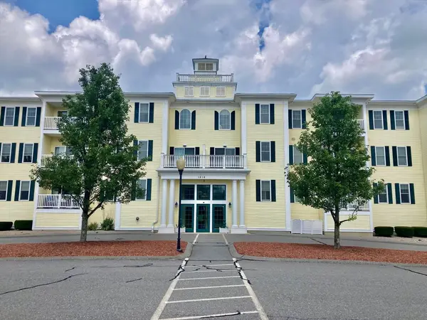 1818 Main St #306, Holden, MA 01522