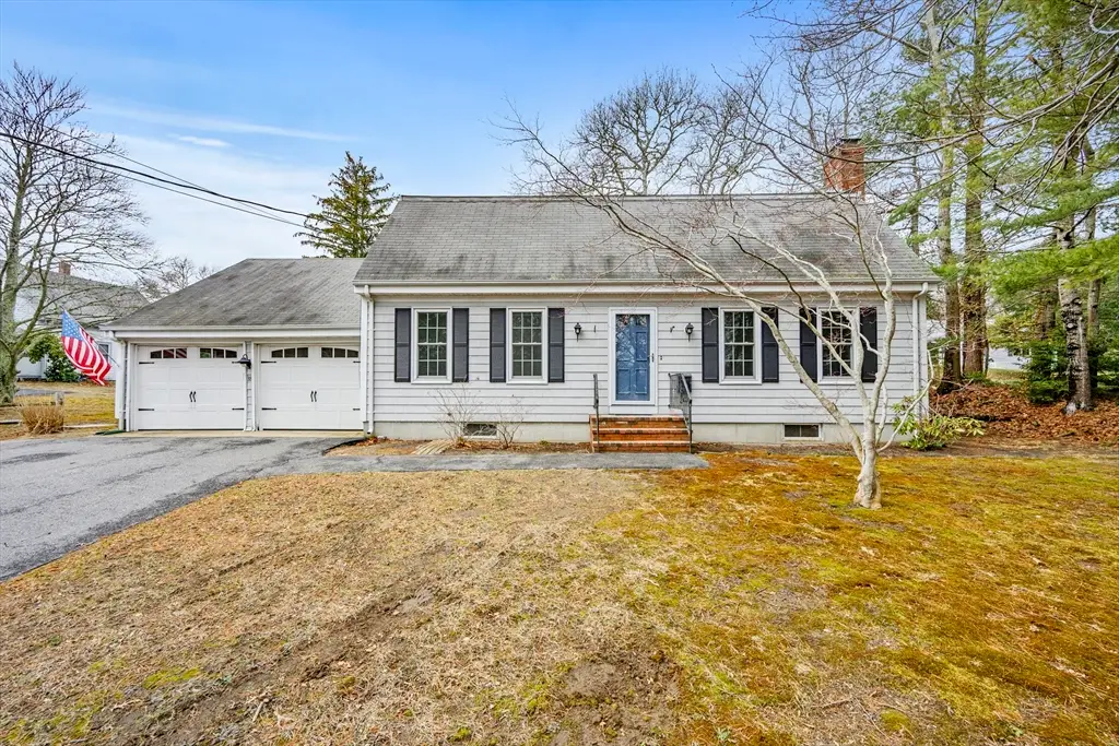 33 Head Of The Bay Rd., Bourne, MA 02532 - #1
