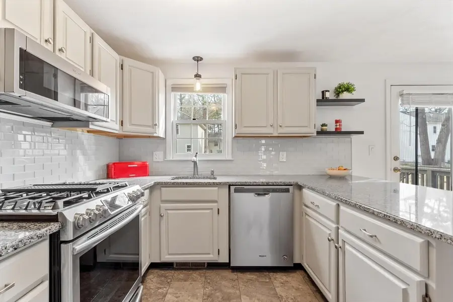 132 Wellman Avenue #132, North Chelmsford, MA 01863 - #3