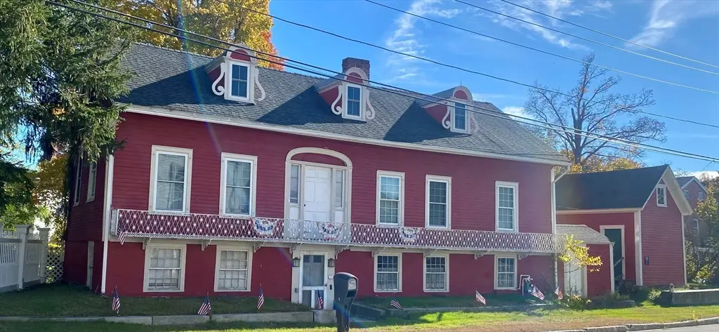 4 Townsend St, Pepperell, MA 01463 - #1