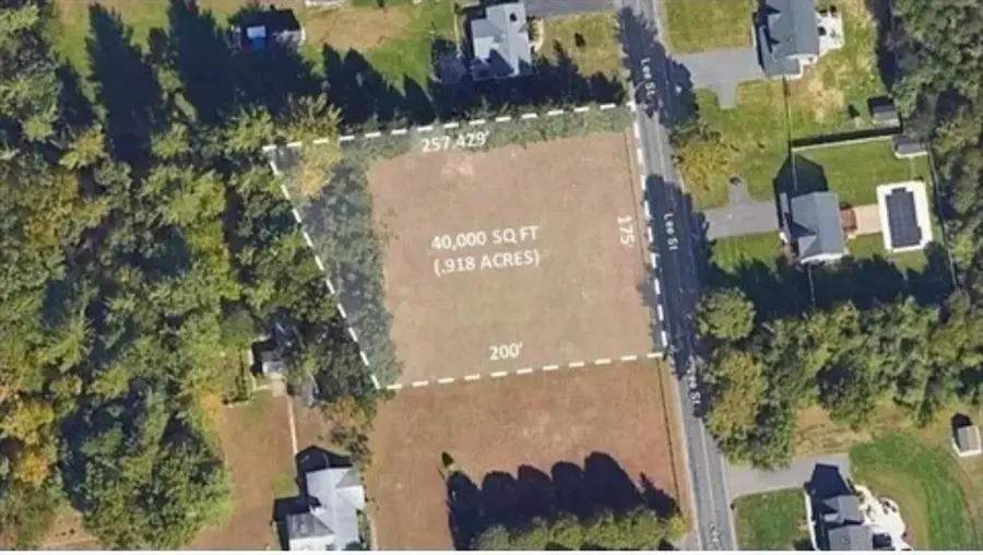 75 Lee St, East Longmeadow, MA 01028 - #3