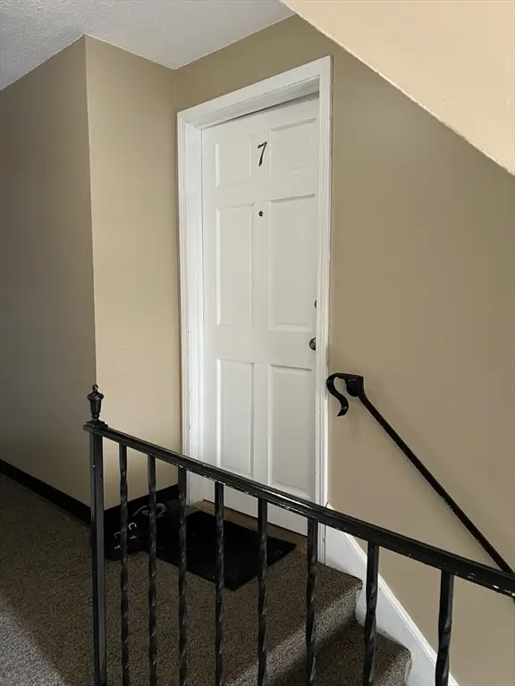 3 Pailet Dr #7, North Chelmsford, MA 01863 - #3