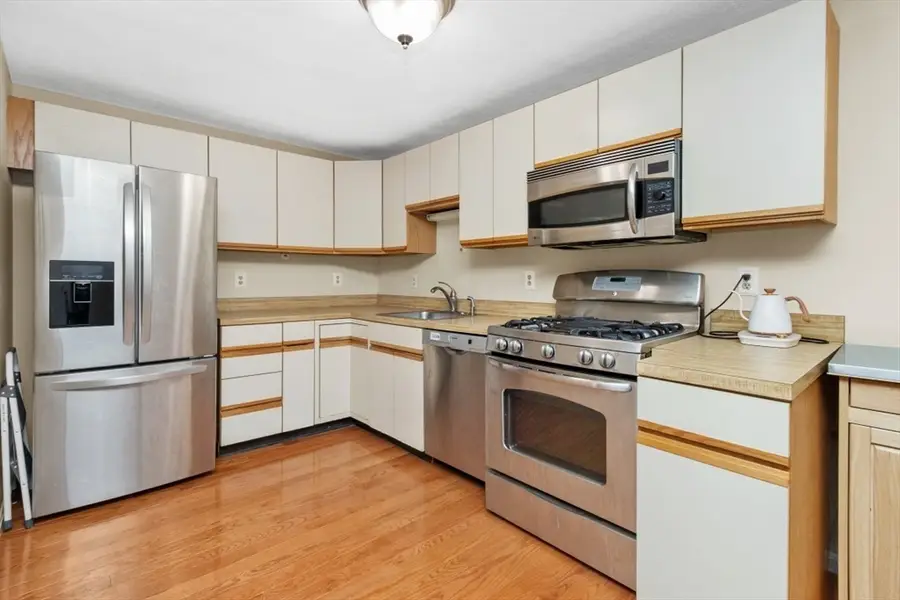 1210 Vfw Pkwy #12, Boston, MA 02132 - #3