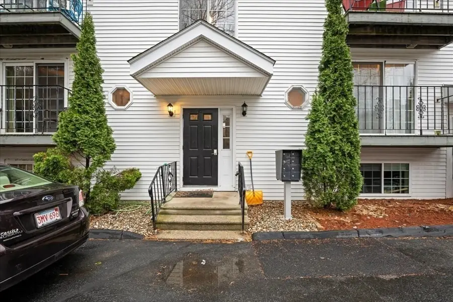 155 Hamilton St #3, Worcester, MA 01604 - #2