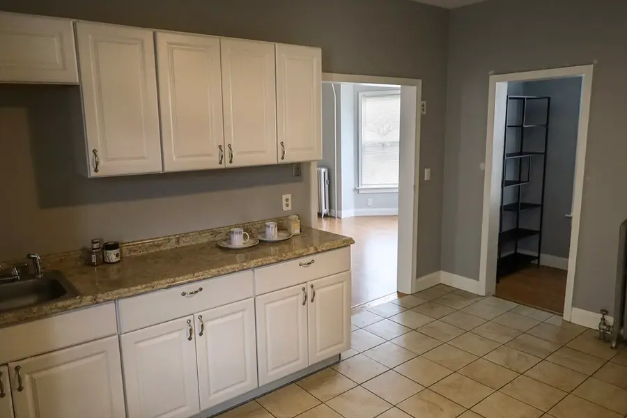 59 Day St, West Springfield, MA 01089 - #2