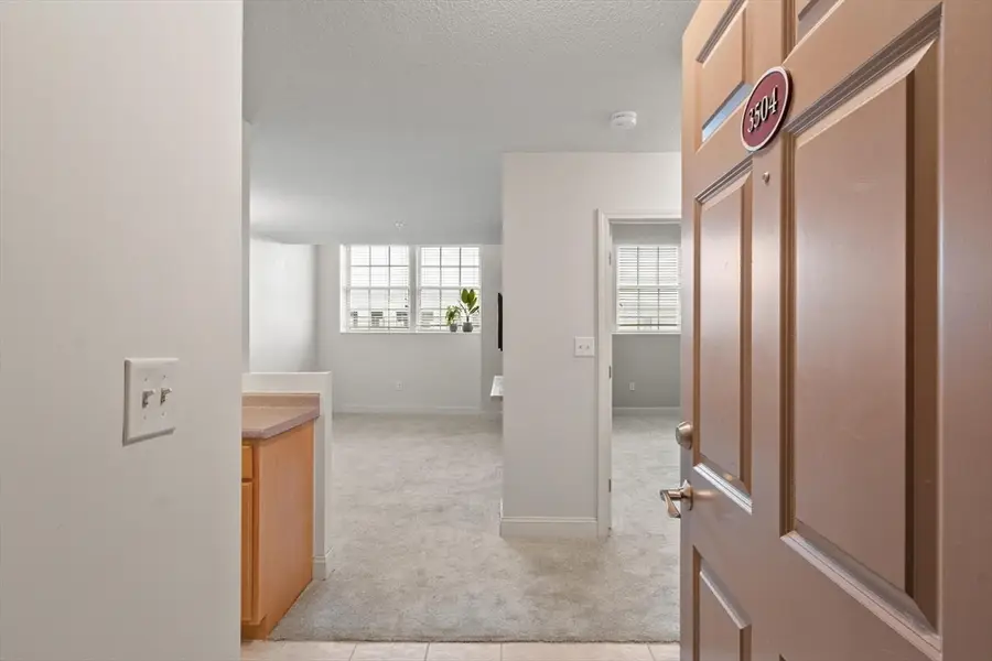 200 Market St #3504, Lowell, MA 01852 - #3