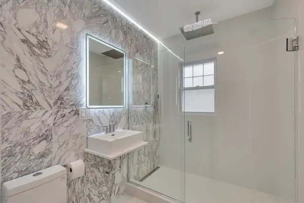 95 Landseer #1, Boston, MA 02132