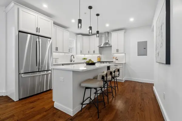 73 Romsey St #1, Boston, MA 02125