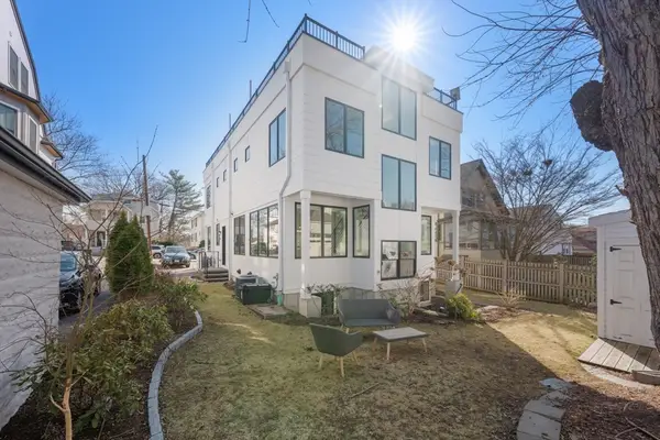 41 Paul St #2, Watertown, MA 02472