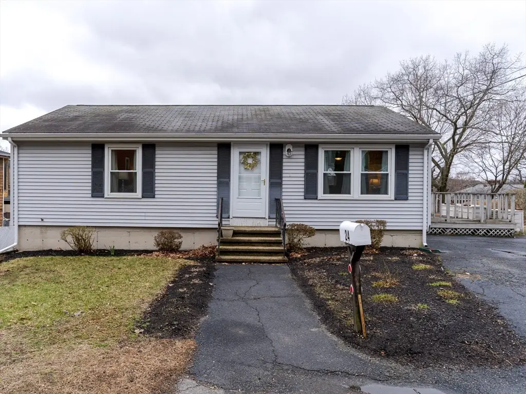 24 Hanson Rd, Saugus, MA 01906 - #1