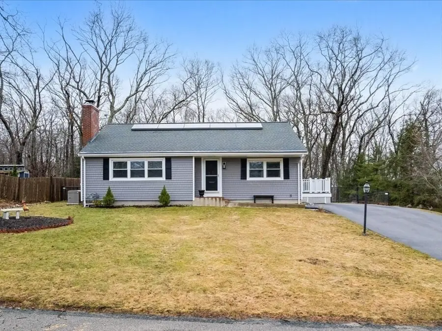 7 Cote St, Attleboro, MA 02703 - #2