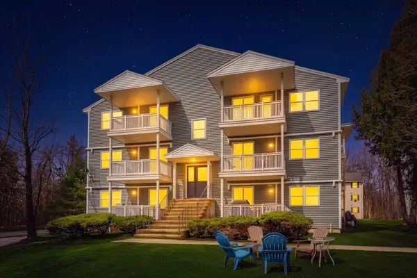 20 Abbey Rd #105, Leominster, MA 01453