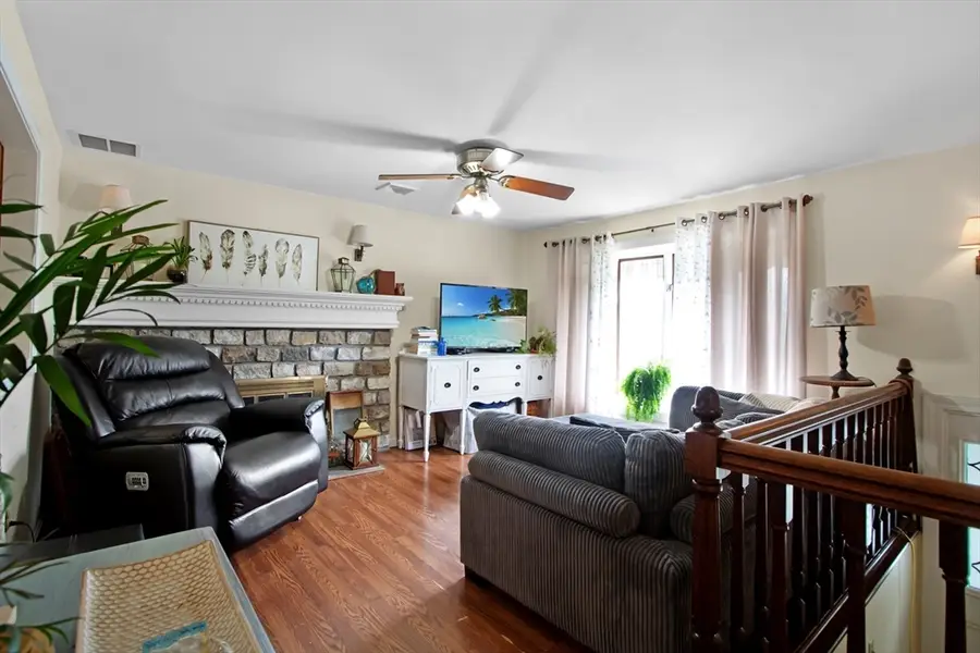 8 Nancy Street, Fairhaven, MA 02719 - #3