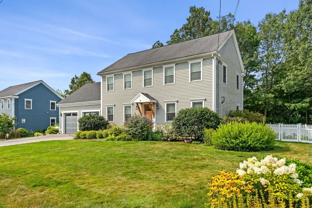 14 Merrill Ave, Amesbury, MA 01913 - #1