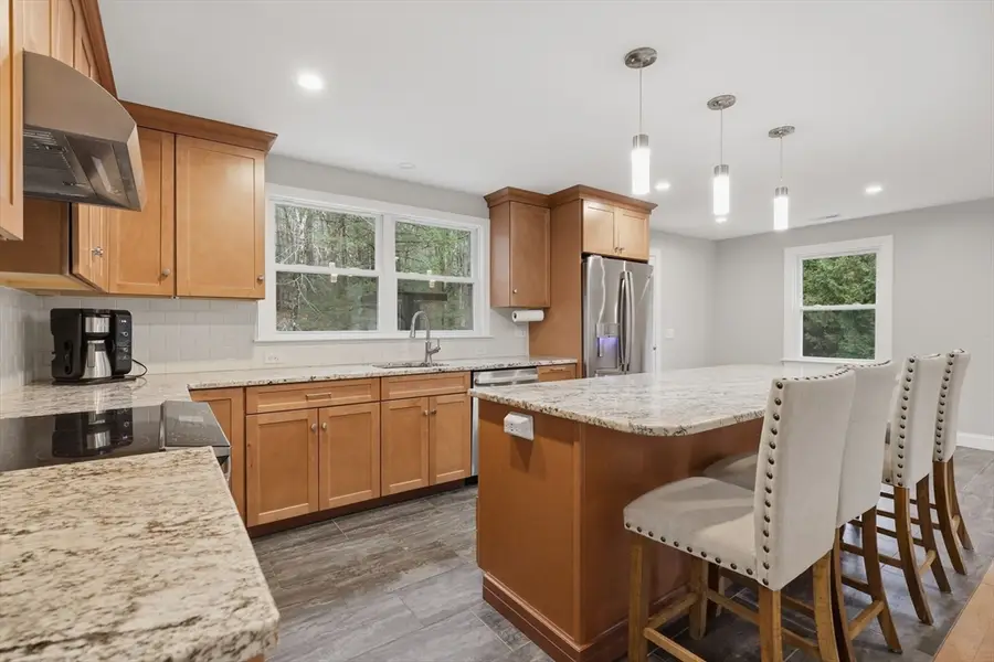 8 Stoneybrook Drive, Sturbridge, MA 01566 - #2