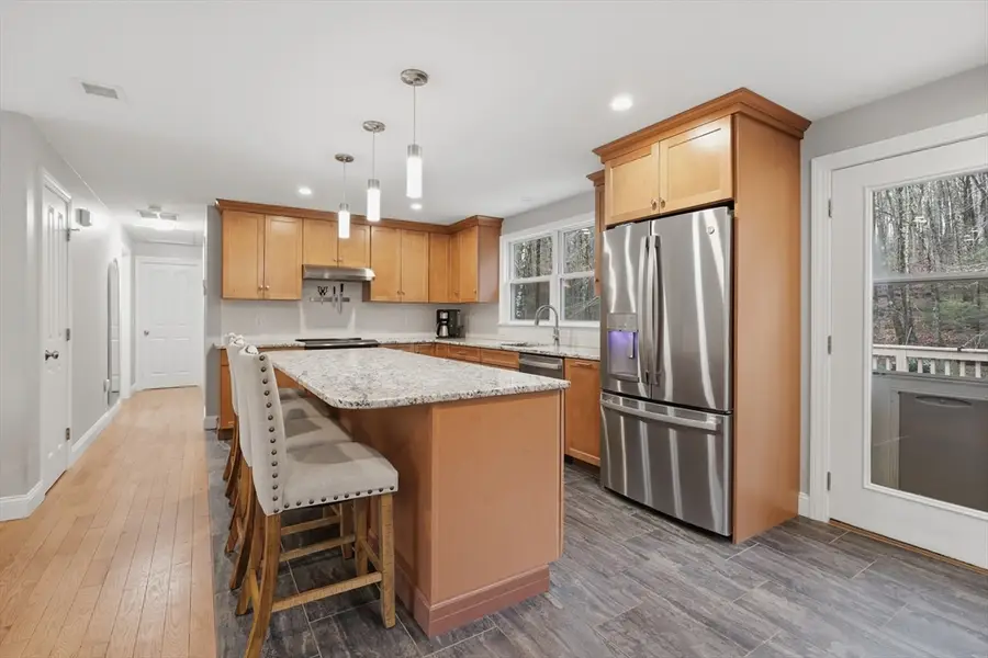 8 Stoneybrook Drive, Sturbridge, MA 01566 - #3