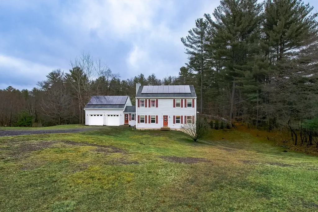 261 Greenwich Rd, Ware, MA 01082 - #1