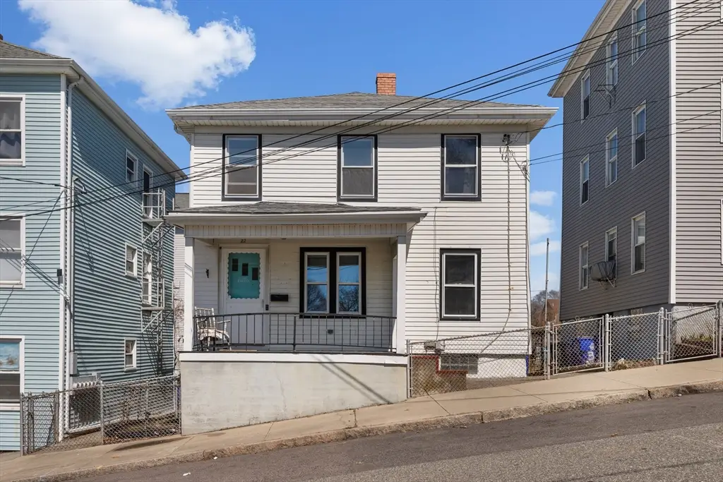 22 Montgomery St, Fall River, MA 02720 - #1