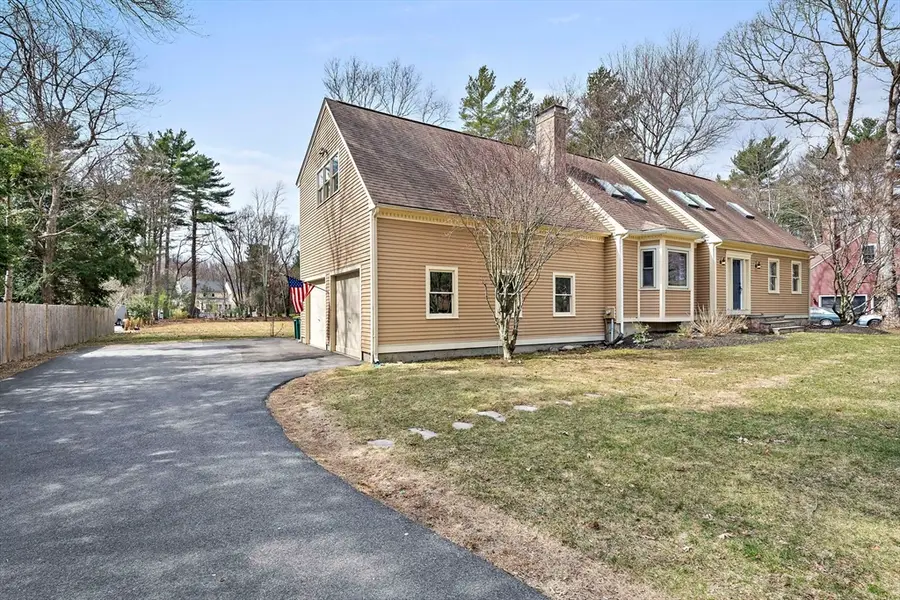 4 Gloria Dr, Mansfield, MA 02048 - #2