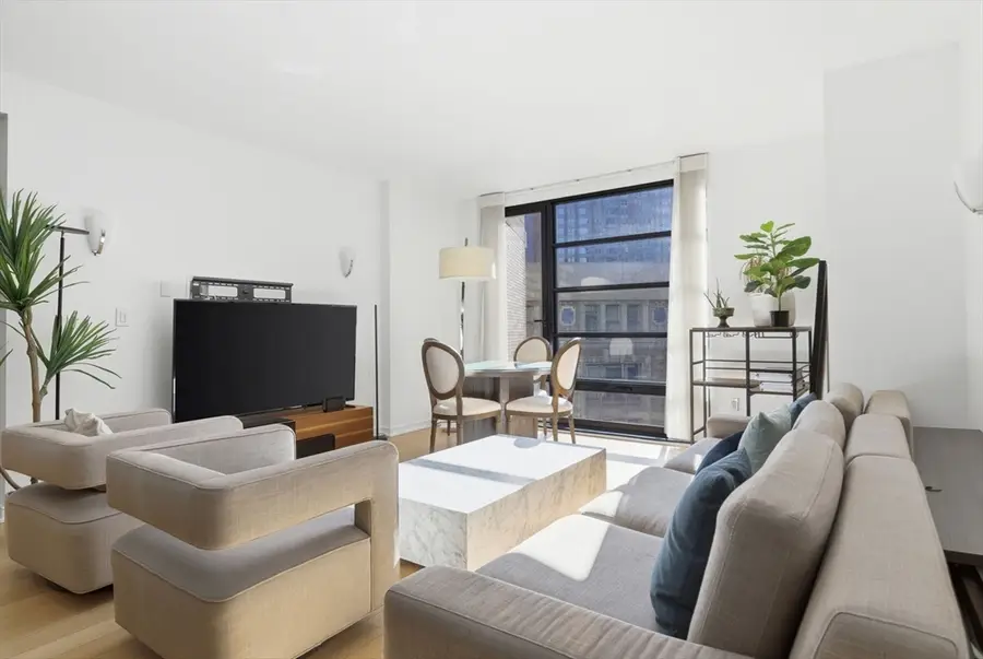 580 Washington St #901, Boston, MA 02111 - #2