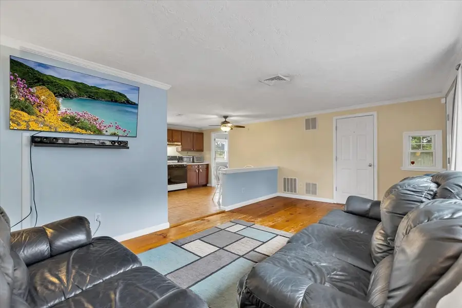 145 Quinaquisset Ave, Mashpee, MA 02649 - #3