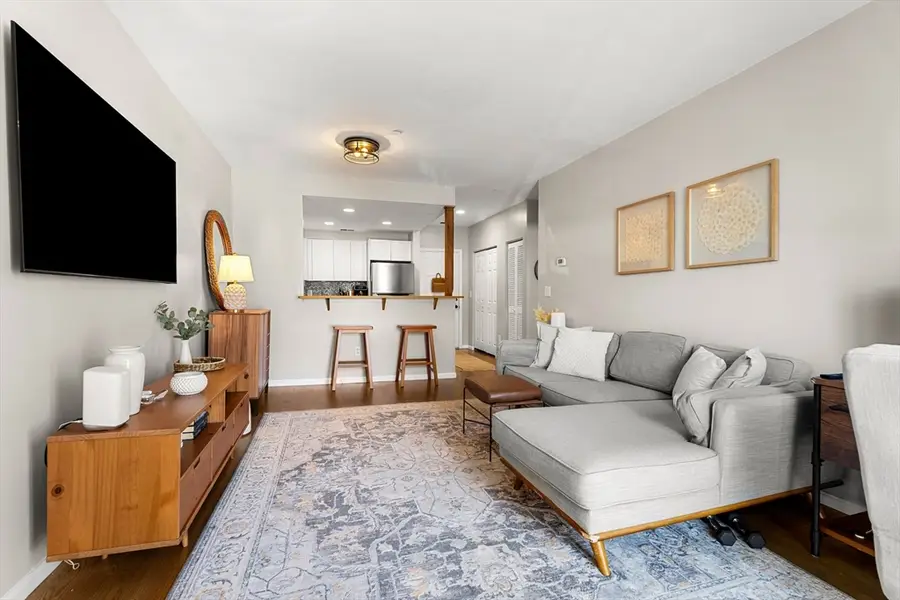 315 Rantoul St #106, Beverly, MA 01915 - #3