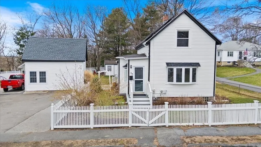 18 Sherman Pl, Woburn, MA 01801 - #3