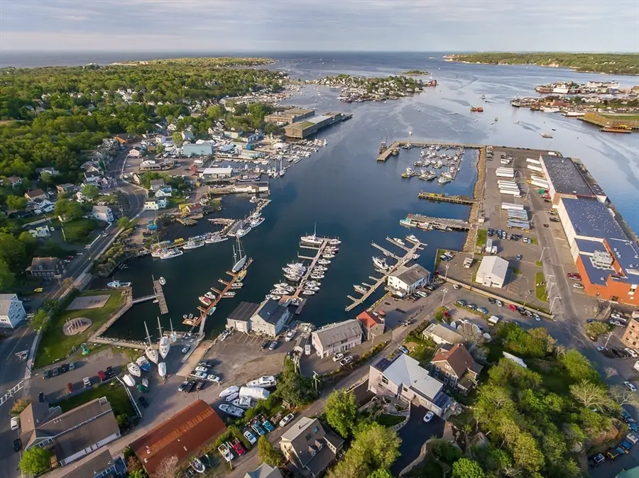 11 Wall Street #R, Gloucester, MA 01930 - #2