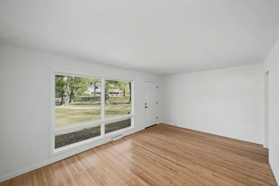 24 Jaeger Dr, Westfield, MA 01085 - #3