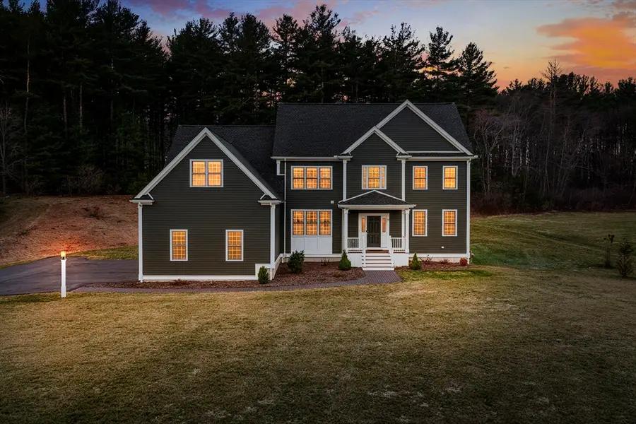 34 Beech St, Millis, MA 02054 - #2