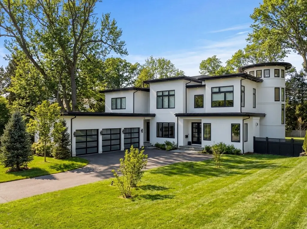 43 Claremont St, Newton, MA 02458 - #1