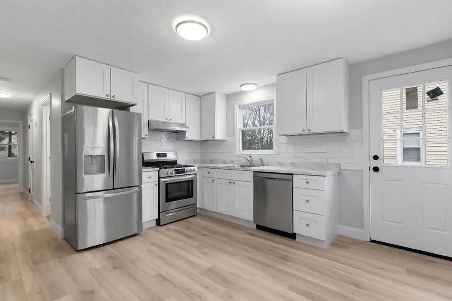 105 Arthur St, Brockton, MA 02302 - #3