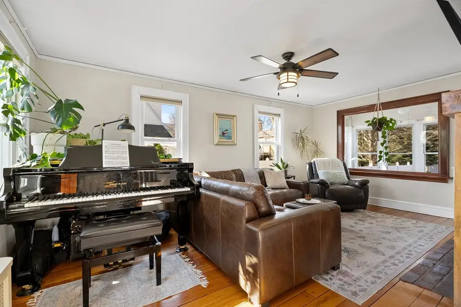 33 Virginia Road, Quincy, MA 02169 - #3