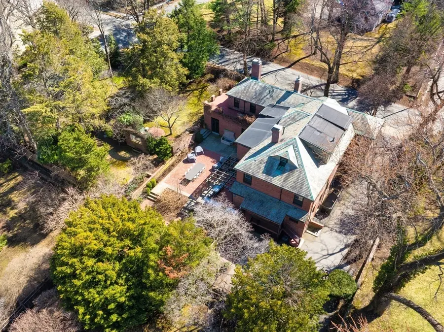 39 Worthington Rd, Brookline, MA 02446 - #2