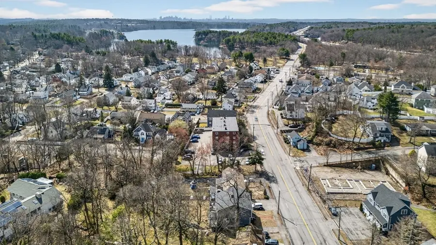 588 Main Street #3D, Stoneham, MA 02180 - #2