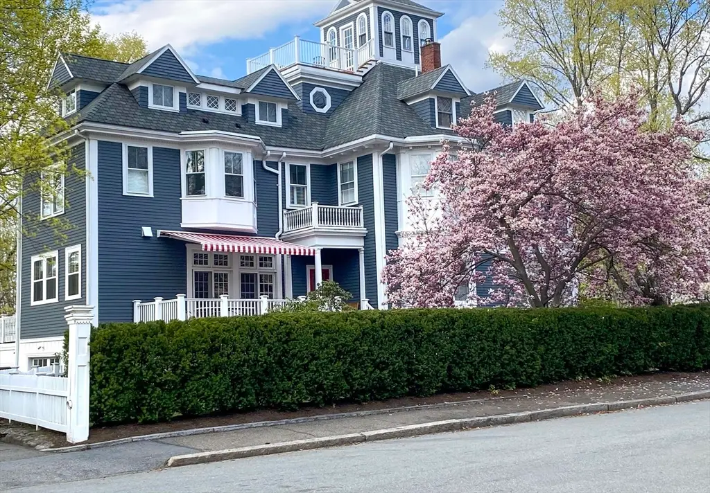 49 Shaw St, Newton, MA 02465 - #1