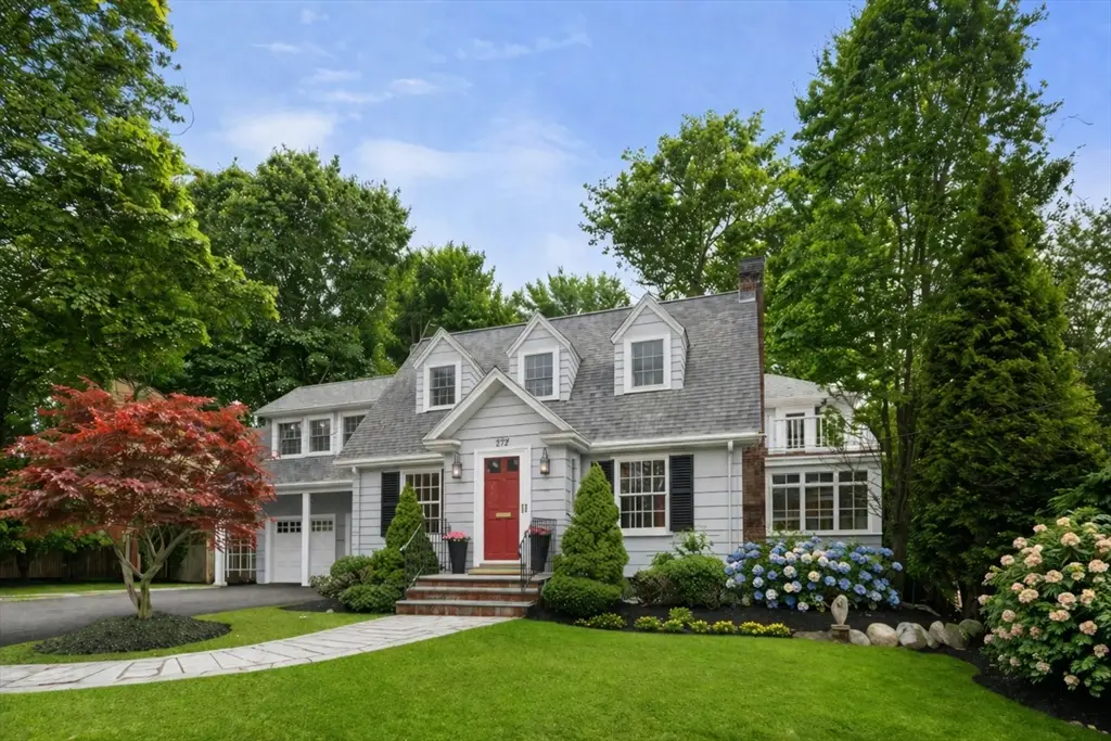 272 Quinobequin Rd, Waban, MA 02468 - #1