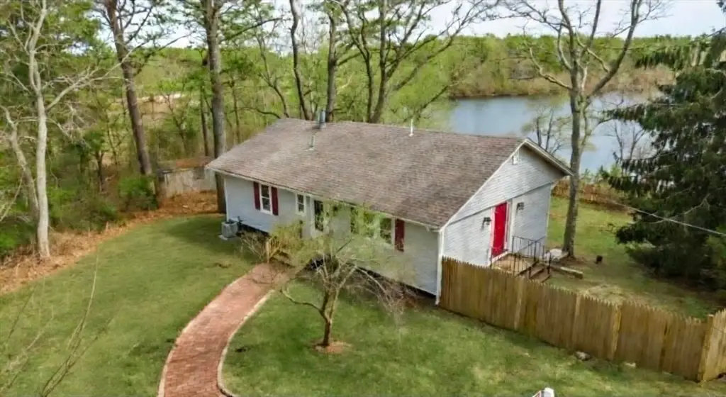 2 A Street, White Island Shores, MA 02538 - #1