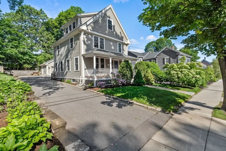 945 Walnut St, Newton, MA 02461 - #2