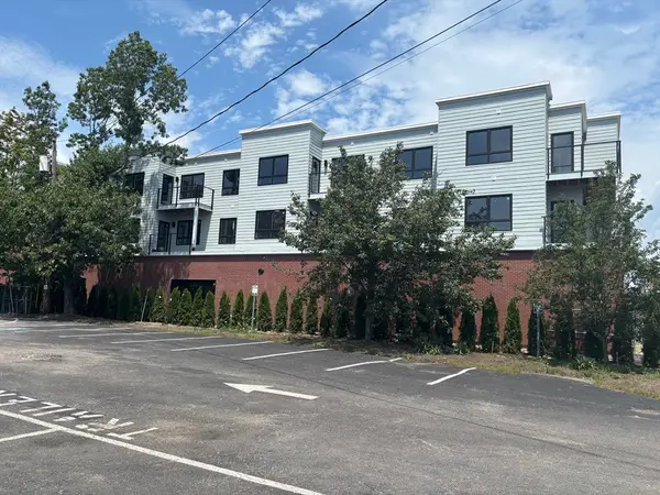 1391 Main Street #305, Walpole, MA 02081