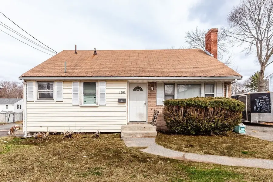 166 Elliot St, Brockton, MA 02302 - #3