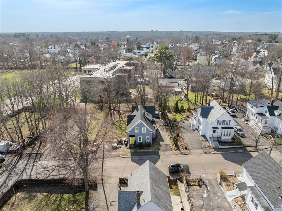 32 Milton St, Brockton, MA 02301 - #3