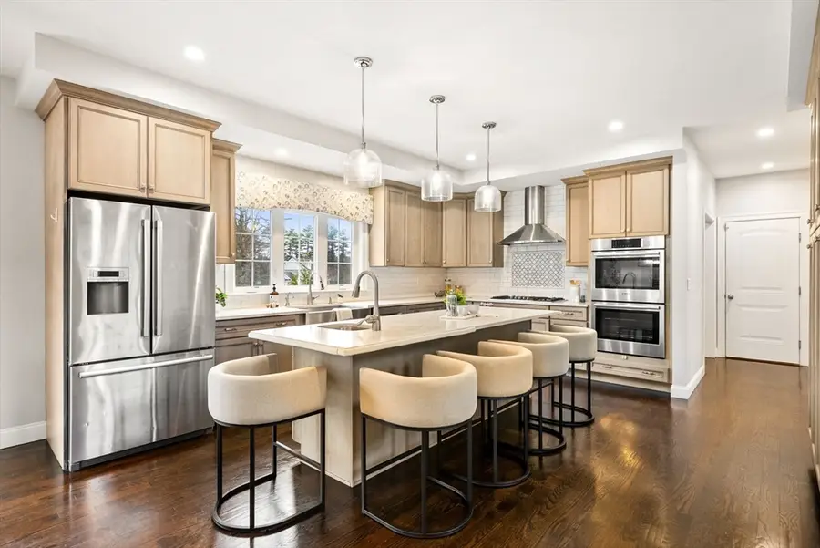 45 Saddleback Ln, Canton, MA 02021 - #2