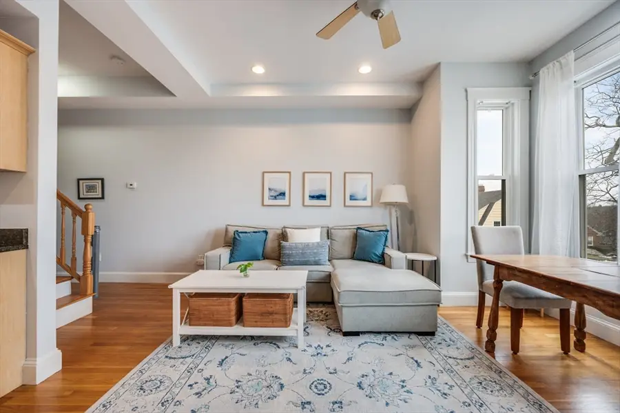 39 Chestnut St #2C, Stoneham, MA 02180 - #3