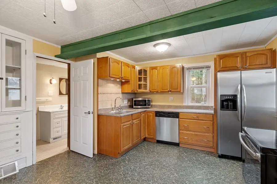 160 Wanoosnoc Rd, Fitchburg, MA 01420 - #3