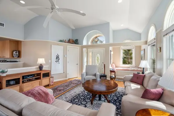 21-23 Marble Road, Gloucester, MA 01930