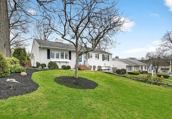 25 Magnolia Road, Melrose, MA 02176