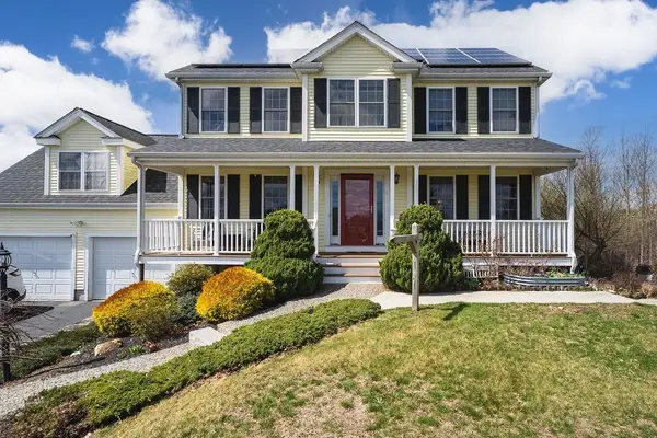 9 White Rd, Mendon, MA 01756