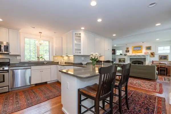 6 Willow Street, Wellesley, MA 02481