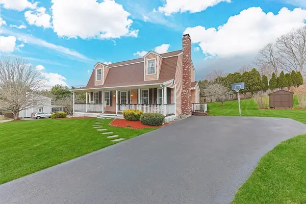 1 Edmund H Nichols Rd, North Attleboro, MA 02760